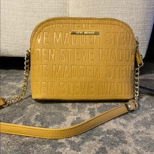 Steve Madden Purse. Mustard. New with tag.